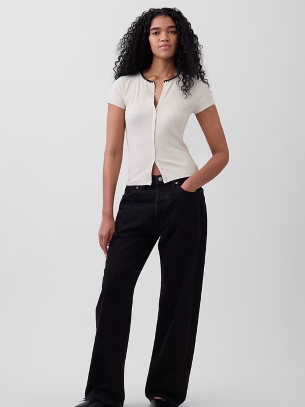 Modern Rib Button front crew tshirt, Medium
